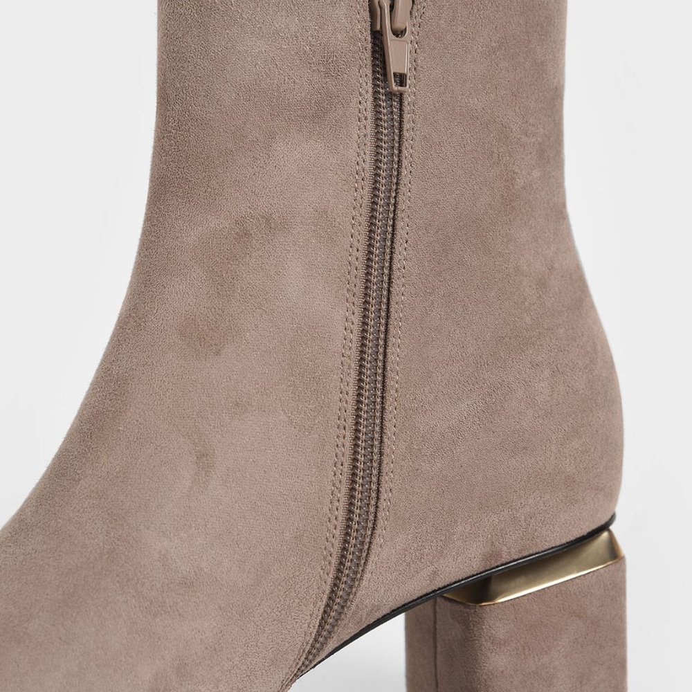 Charles & Keith Block Heel Boots Brand New- Size 7 - Picture 4 of 6
